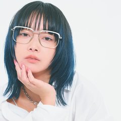 【ミディアム】レイヤーたっぷりのプチウルフに熱視線