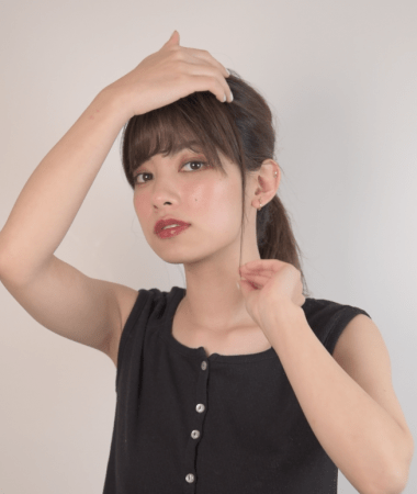 見せたい印象4パターン別 おくれ毛 の出し方徹底解説 Ar アール Web