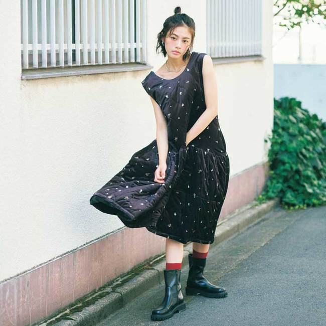 ぐんぐん深まっていく秋に着たい♡ 安斉星来が着こなす一枚で主役級な【花柄ワンピ】3選