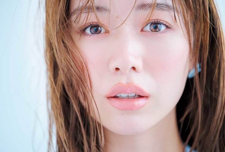 審良ふたば。2025年ar9月号より