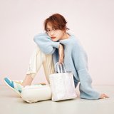 「透明感UPのアイシーカラーにきゅん♡」洗練された【ひや甘ニット】5選