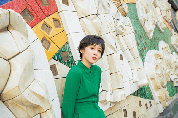 風を受けて颯爽と闊歩！