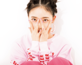 ピンクの魔法を指先にONしてカジュアル服にもガールな気分をトッピング♥【乃木坂46堀未央奈】