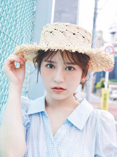 FRUITS ZIPPER・櫻井優衣&月足天音、夏の主役感が止まらない♡即今っぽ