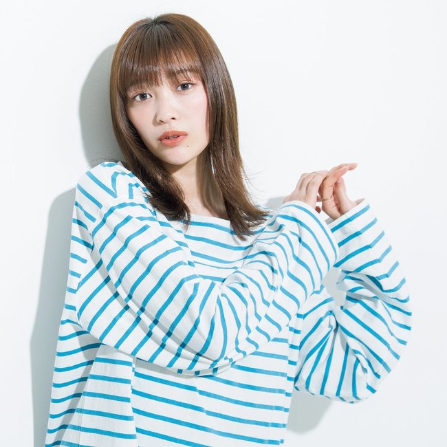 【ミディアム】思わずなでたくなるちゅるぴかストレート