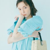 ファッションの力で小顔に!アクセやデザインの使い方がポイント♡【お顔キュッと見せテク】4選
