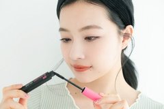 目ヂカラすごすぎてバズり中のマスカラがこちら！【村瀬紗英がお試し】