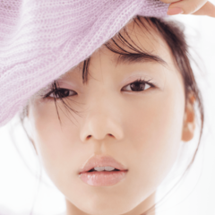 日向坂46齊藤京子「私が理想としている女性は壇蜜さん」パープルアイシャドウで透明感ある色っぽ顔を披露！