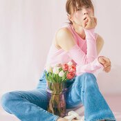 ar女子定番!ピンク×デニムコーデをアップデート♡この春旬のアイテムを使った【トータルコーデ2選】をお届け