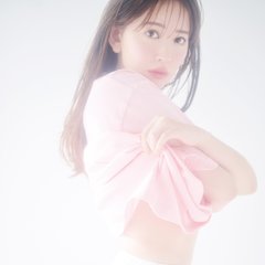 小嶋陽菜「ずーっとお腹に力を入れて、キュッとしてました」絶対的な憧れの的こじはるの魅惑肌のヒミツや仕事に対するマインドに迫る♡