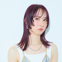 【ミディアム】顔まわりのマッシュラインとスリークフォルムで小顔強化