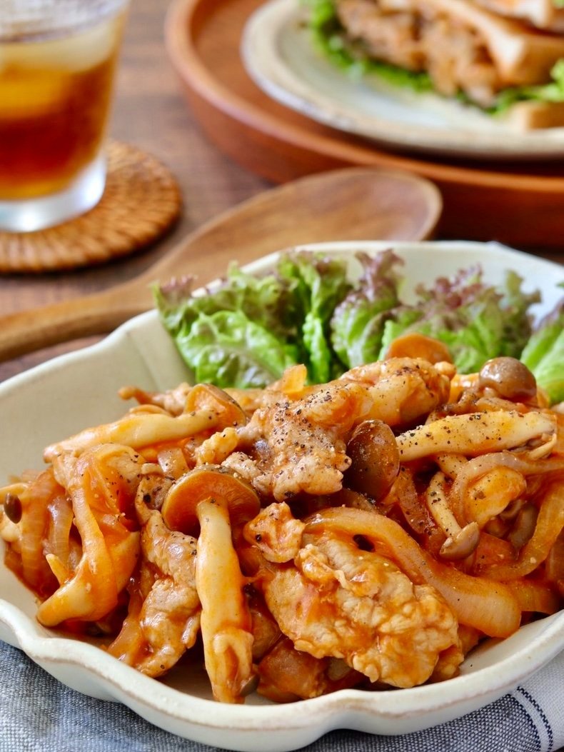 節約レシピ②「豚こまチャップ」疲れた夜でもパパッと♡甘めソースが食欲そそる