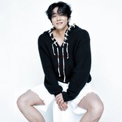 チェ・ジョンヒョプが最近笑ったことって？「朝６時頃になるとちょこんと座って...」気になる最近一番の〇〇に迫る♡