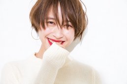 ザクザクシャギーの色っぽさでオンナ度MAX