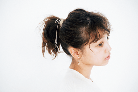 伸ばしかけってなんでこんなダサくなるの まとまらないミディアムヘアを3割まし可愛く見せるアレンジ6選 Arweb アールウェブ 6ページ目 大好きな人にモテるための髪型 メイク ファッション情報満載