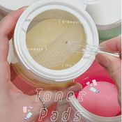 【最新】夏こそひんやりトナーパッド♡Qoo10で買える韓国トナーパッドおすすめ8選｜ar美容ライターが新作＆名品を実際に試したレビュー付き
