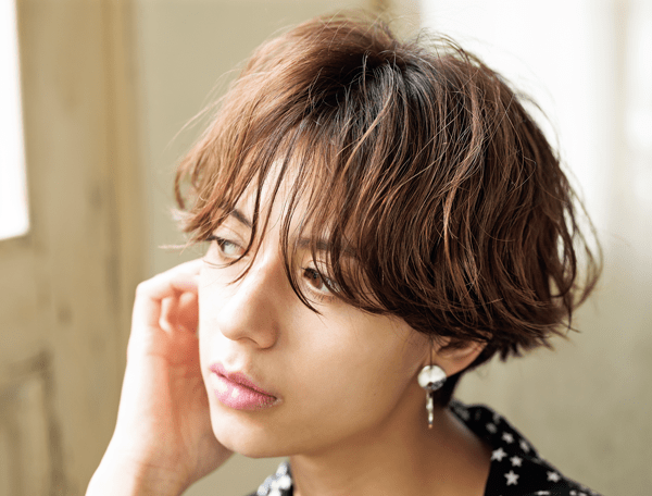 横顔の美しさ5割増し♡  歩けばたちまち視線を集める【ド色気ショート】でいけ！