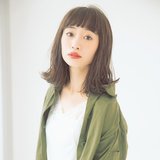 誰もが見初めるスクエアな前髪で個性派ミディアム♡