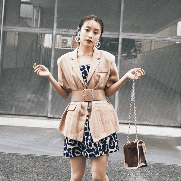 ウエストの太さ、隠すのはNG！　コンプレックスはあえて盛ってスタイルアップ♡