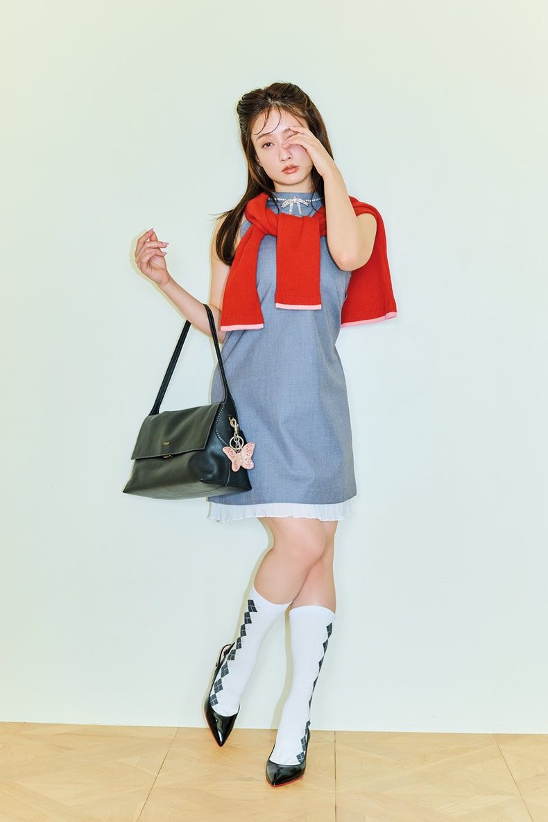 谷まりあ。ar5月号より