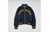 ジャケット￥38,500／トミー　ヒルフィガー（トミー　ヒルフィガー　カスタマーサービス）