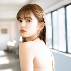 ぱっつん×ハイトーンで世にも可愛いボブ誕生♡