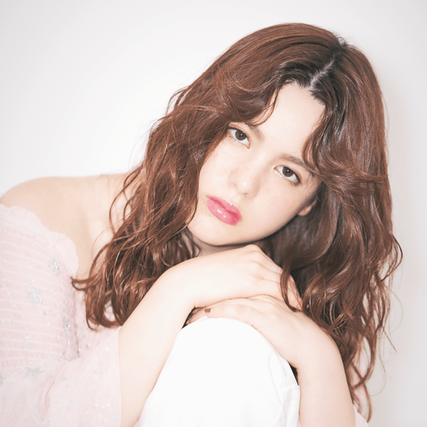 まるでヒロイン級！？  色気がヤバいハイセンスなドーリーロングに夢中♡