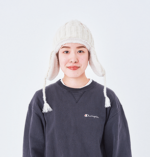 SHIMA DAIKANYAMA トップスタイリスト（女性限定）花見菜月さん