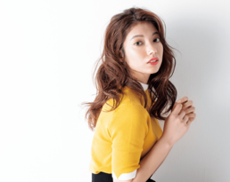 揉み込んで放っておくだけ！？ 巻きたて風の髪がずーっと続くお色気ロングでどんな時も可愛く♡