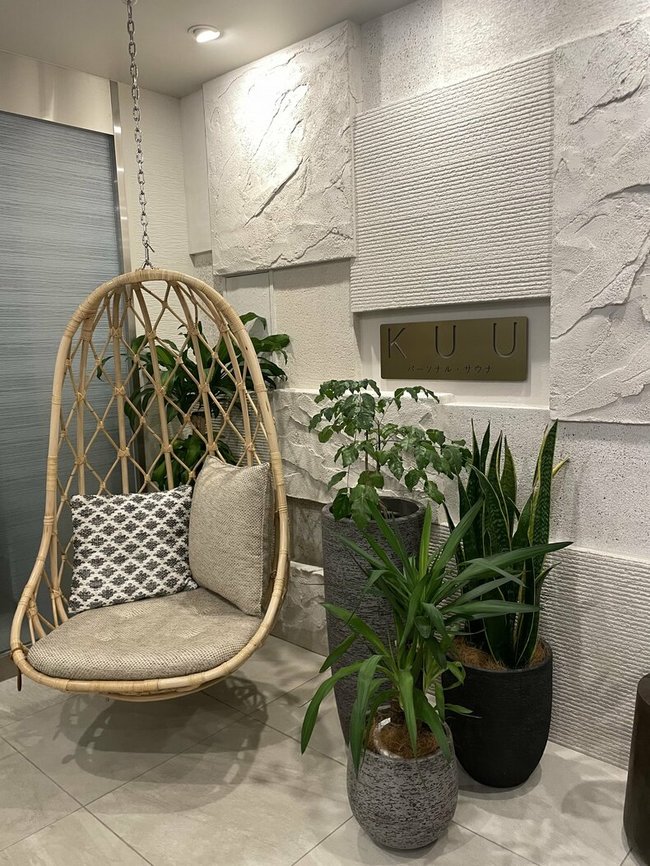 【サウナの効果】女性にも人気急増中！美容効果、痩せる、健康にいい…噂の効果は本当？ライターが実際に試してみたら…【メリット・注意点を解説】