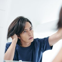 山下智久のまとめ 髪型 メイク スキンケア情報ならarweb アールウェブ