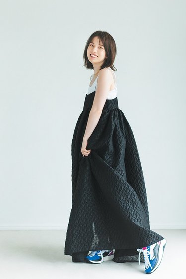 弘中綾香「お年頃女子なのでスタイル気にします(笑)」スーパー