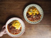 「美味しく作るコツは"水"を使わない!?」フードスタイリストが提案する【好きな人のためのオムハヤシライス】