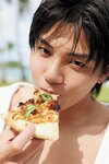武知海青。ar7月号より