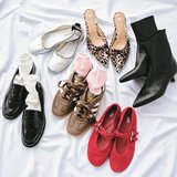 「デニムの時足元ってどうするべき？」ワンパターンになりがちなスタイルを解決【デニムに合うシューズ】6選