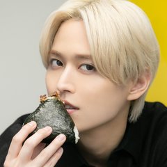 【おむすび男子Vol.5～白岩瑠姫(JO1)と牛しぐれ～】「毎日でも食べたいパワー飯は…」端正な顔立ちと食べっぷりのギャップにドキッ！