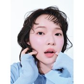 【ブルベ見えチーク&リップ】青みベースのピンクを使って黄みのないトーンでまとめるのが鉄則!透明感抜群な儚げメイクHOW TO