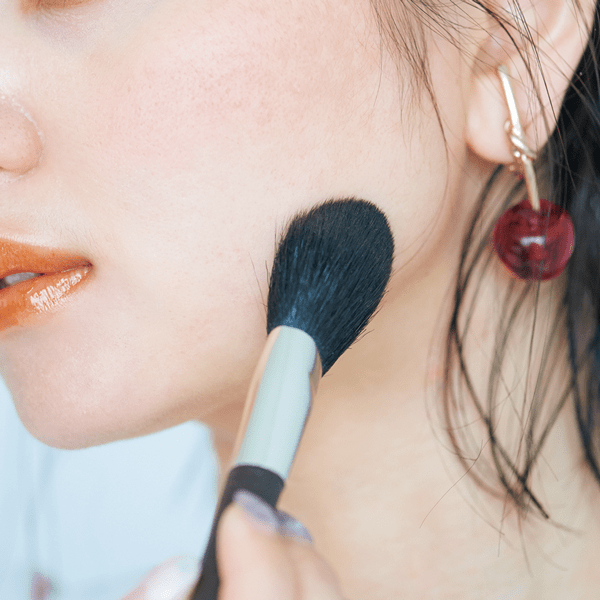 【シェーディング】なんとなくやってない？タイプ別でみる【小顔】の作り方