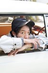 車に乗っている森田美勇人。ar2月号より