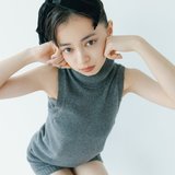 上國料萌衣、愛されネコちゃんに変身♡透け感やキラッと感で凛とした印象に！【グレーネコメイク】