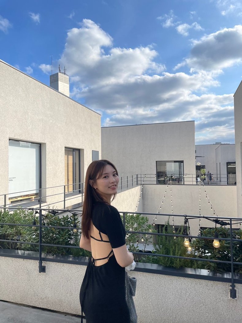 ar girl　阿部舞理奈