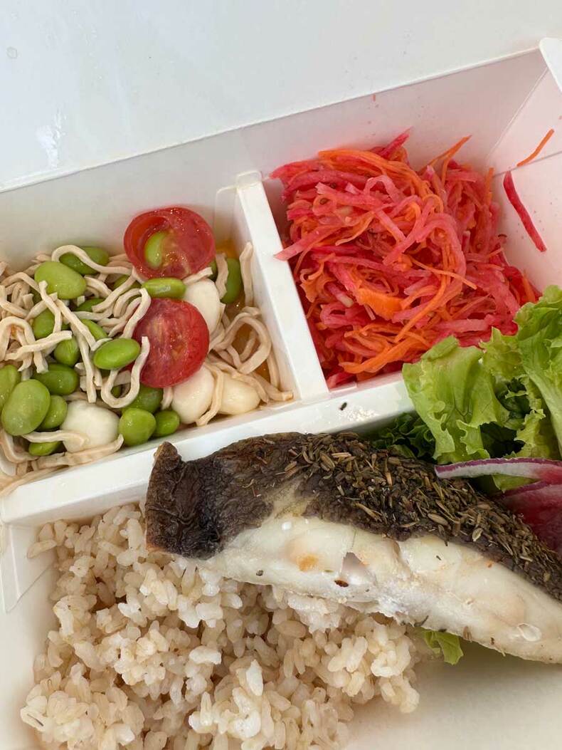 丸顔が小顔になり垢抜け｜阿部舞理奈さんの食事ダイエット成功体験談