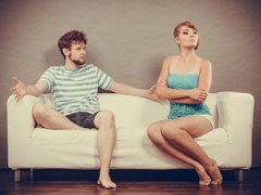 幻滅させてない？　男が気になる女の謎行動ベスト３