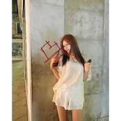 K-POPアイドルたちのおしゃエッセンスを取り入れて♡ 楽チンでもしっかりカワイイ【王道ラフ空港コーデ】