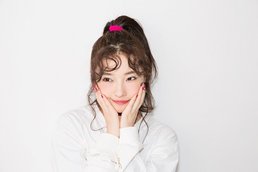 「このツヤ、自前です♡」はスティックチークでつくる!【村瀬紗英がお試し】