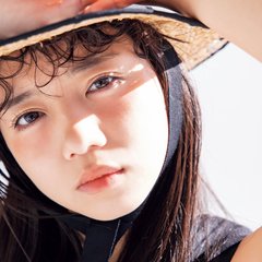 RMKの新作可愛すぎ…♡齊藤京子が魅せる、”じゅわ日焼けチーク”が主役の最新メイク