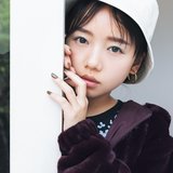 齊藤京子、あざとすぎる壁チラショットにきゅん♡ ウサ耳みたいなツインテール姿も公開！