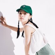 「トレンドの緑、どう取り入れる?」推しへの愛もあふれちゃう♡上國料萌衣が着こなす【グリーンコーデ】