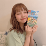 柴田あやなってどんな人？小顔の秘密、趣味のゲームは1300時間以上!?意外な素顔に迫る♡