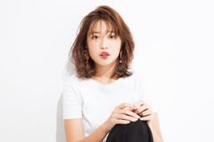 大人っぽくて色っぽい。ドレスアップなミディ